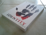 IDENTITY / เขียนโดย สตีฟ ไพซิกส์/////ขายแล้วค่ะ