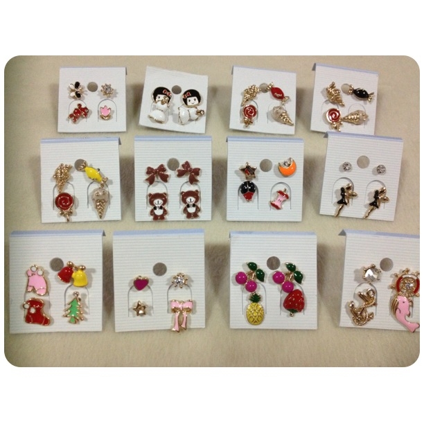 ต่างหูเกาหลี 1 คู่มี 4 ชิ้น