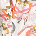 พร้อมส่ง ชุดกระโปรงสีเบจ คอวี ลายดอกไม้