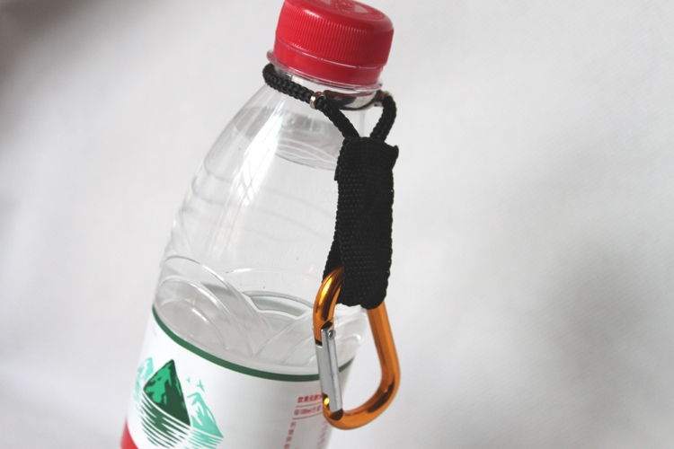 พร้อมส่ง Carabiner/ห่วง Quickdraw พร้อมที่คล้องขวดน้ำ พร้อมส่ง Carabiner/ห่วง Quickdraw พร้อมที่คล้องขวดน้ำ