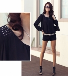 พร้อมส่ง - เสื้อชีฟองคอกลมแขนยาว สีดำ  บ่าหมุด
