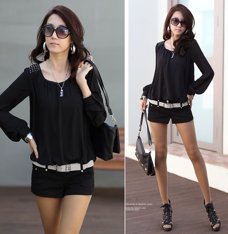 พร้อมส่ง - เสื้อชีฟองคอกลมแขนยาว สีดำ  บ่าหมุด