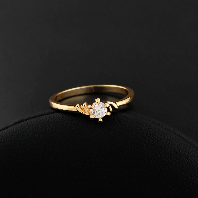 แหวนทอง 18k gold filled ประดับเพชร CZ เม็ดเดี่ยว น่ารักมากค่ะ แหวนทอง 18k gold filled ประดับเพชร CZ เม็ดเดี่ยว น่ารักมากค่ะ
