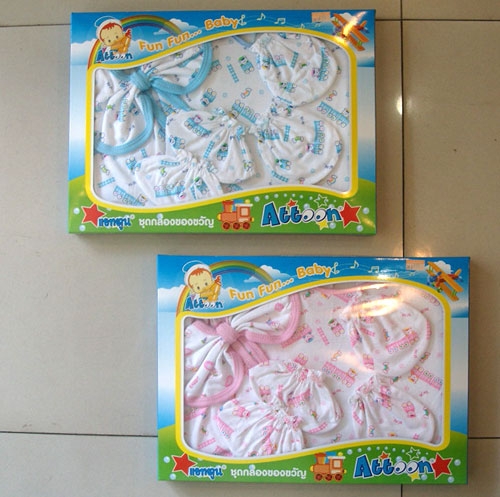 Baby Gift Set ชุดกิ๊ฟเซ็ตเสื้อผ้าเด็กแรกเกิด ยี่ห้อAttoon คละลาย เหมาะเป็นของขวั