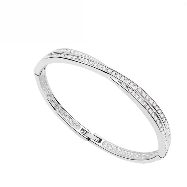 กำไลข้อมือทองคำขาว 18k white gold plated ประดับเพชรดีไซน์อินฟินิตี้ดกรด AAA สวยม