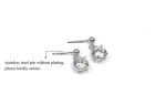ต่างหูทองคำขาว 18k white gold plated ห้อยด้วยเพชร CZ เกรดพรีเมี่ยมขนาด 8mm. 2ct.