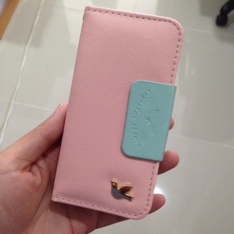 กระเป๋าเคส ไอโฟน 4 4s สีชมพูอ่อน กระเป๋าเคส ไอโฟน 4 4s สีชมพูอ่อน