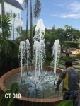 น้ำพุหน้าโรงแรม Crystal Jade Hotel ระยอง