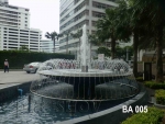 บ่อน้ำพุรูปดวงตา หน้าอาคาร Belle Avenue  อยู่ด้านหลัง เซ็นทรัลพระราม 9