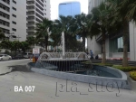 บ่อน้ำพุรูปดวงตา หน้าอาคาร Belle Avenue  อยู่ด้านหลัง เซ็นทรัลพระราม 9