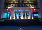 บ่อน้ำพุ หน้าโรงแรม The River ที่ จ.นครพนม
