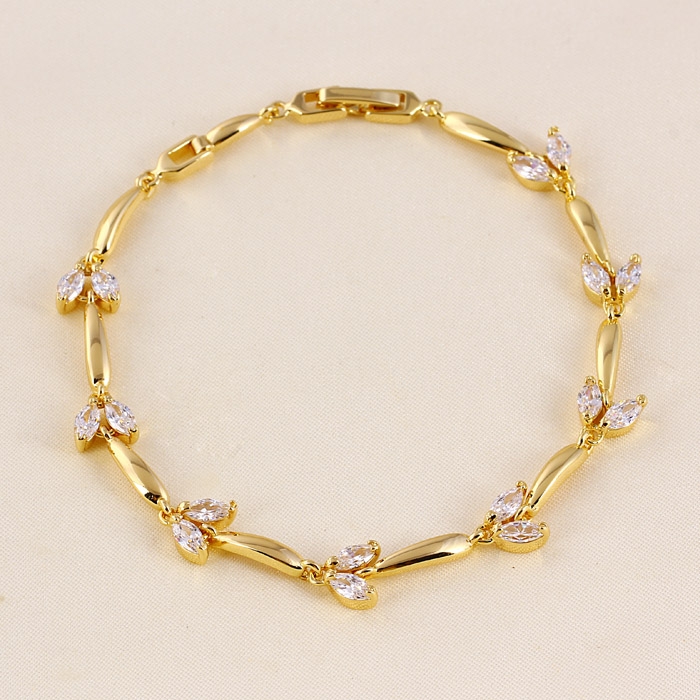 สร้อยข้อมือทองคำ 18k gold filled ประดับเพชร CZ ดีไซน์หรู ของจริงสวยมากค่ะ