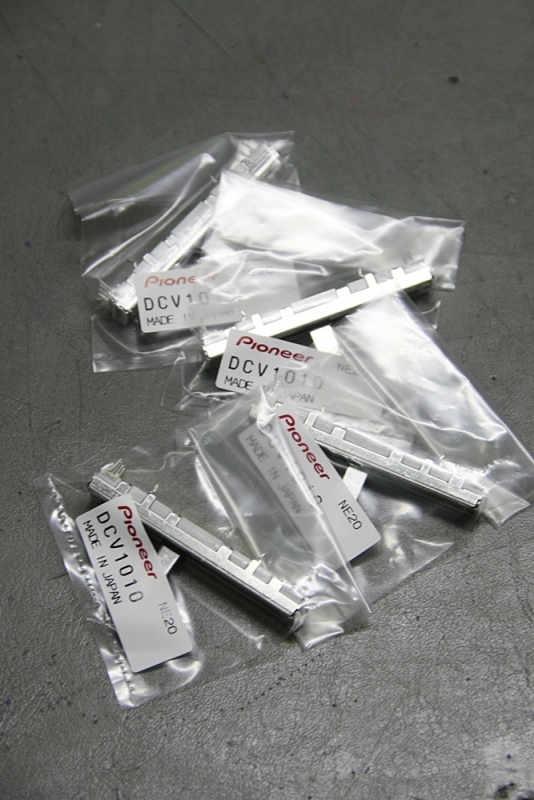 DCV1010