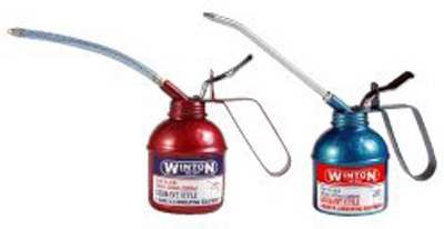 กาหยอดน้ำมันเครื่อง 300 กรัม ยี่ห้อ Winton