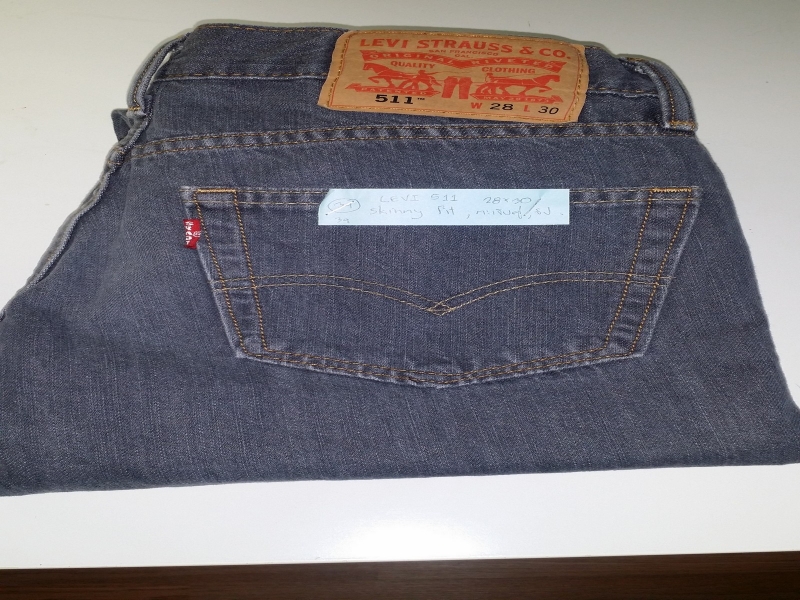 LEVI'S 511 SIZE 28*30