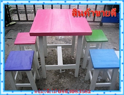 โต๊ะไม้จามจุรี ขนาด60*60*75พร้อมเก้าอี้ 4ตัว