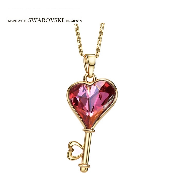 สร้อยคอทอง 14k gold plated พร้อมจี้กุญแจประดับคริสตัลสวารอฟสกี้แท้ สวยมากค่ะ