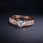 แหวนทอง 18k gold plated ประดับเพชร CZ คุณภาพเยี่ยม ดีไซน์เก๋ สวยหรูมากค่ะ