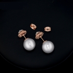 ต่างหูทองคำสีชมพู 18k pink gold plated ประดับคริสตัล ดีไซน์ทันสมัย สามารถเลือกปร ต่างหูทองคำสีชมพู 18k pink gold plated ประดับคริสตัล ดีไซน์ทันสมัย สามารถเลือกปร
