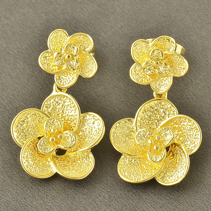 ต่างหูทอง 18k gold filled ดีไซน์ดอกไม้สวยหรู
