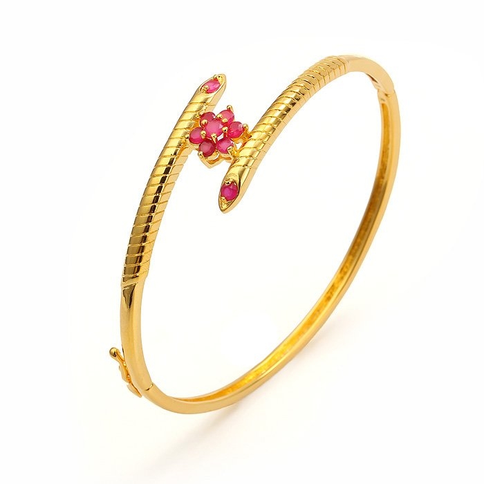 กำไลข้อมือทองคำ 18k gold filled ประดับทับทิมสังเคราะห์ดีไซน์ดอกไม้ สวยหรูมากค่ะ