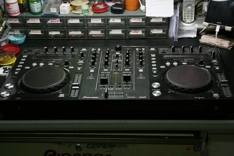 DDJ-S1