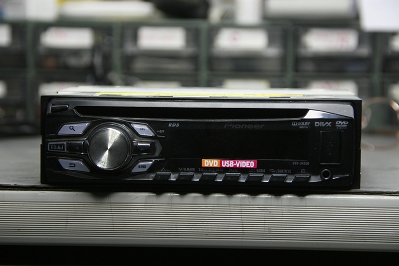 DVH-345UB