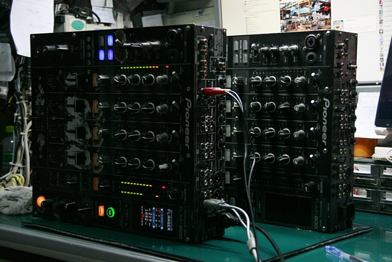 DJM-800