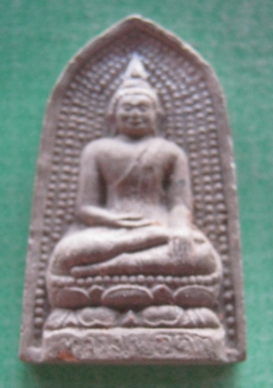 ผงพระพุทธวัดเขาธรรมอุทยานองค์ที่2