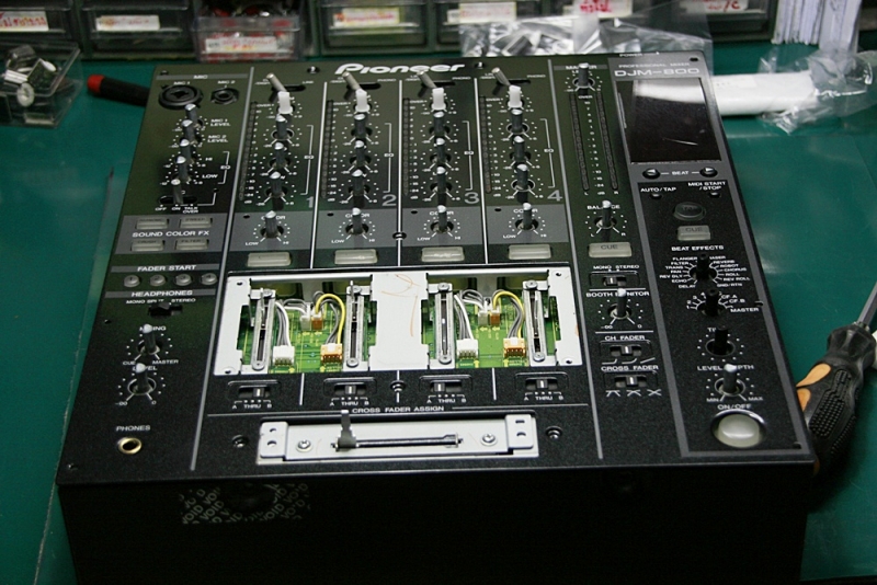 DJM-800