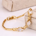 สร้อยข้อมือทอง 18k gold filled ประดับเพชร CZ เกรดพรีเมี่ยม ดีไซน์สวยหรู