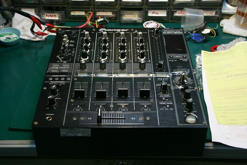 DJM-800
