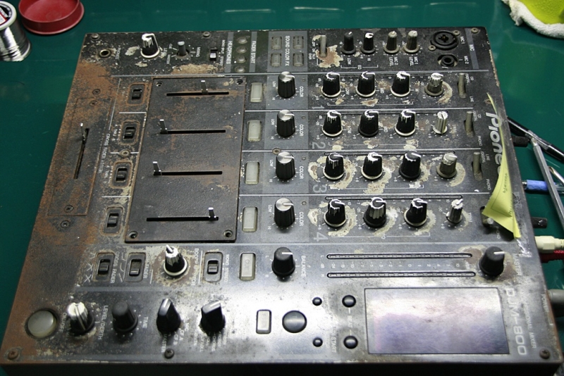DJM-800