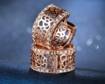 ต่างหูทองชมพู 18k pink gold plated ประดับเพชร CZ พร้อมฉลุลายกุหลาบรอบชิ้น