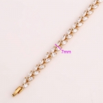 สร้อยข้อมือทอง 18k gold filled ประดับเพชร CZ เกรดพรีเมี่ยมตลอดเส้น สวยมากๆ ค่ะ