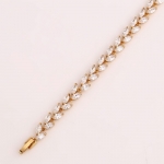 สร้อยข้อมือทอง 18k gold filled ประดับเพชร CZ เกรดพรีเมี่ยมตลอดเส้น สวยมากๆ ค่ะ