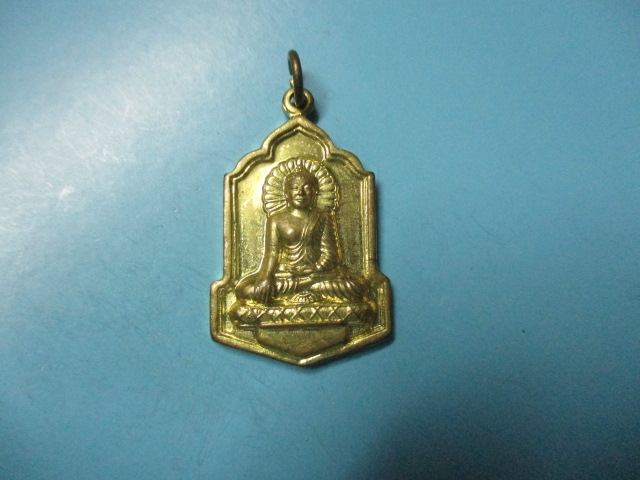 พระพุทธวัดป่าเขาโต๊ะเนื้อทองเหลือง