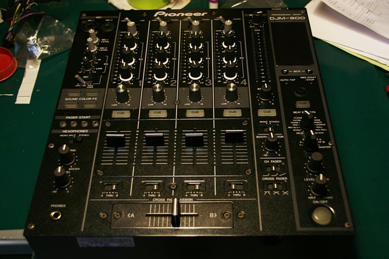 DJM-800
