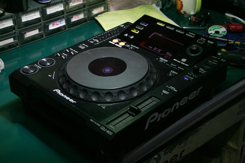 CDJ-900