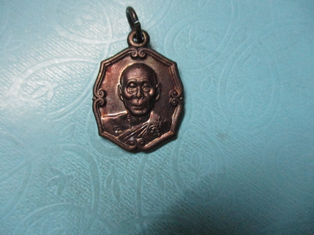 หลวงพ่อเพี้ยนกฐินปี56หลังหนุมาณ(2)