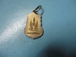 หลวงพ่อโสธรหลังยันต์5กาไหล่ทองลงยาสีแดง