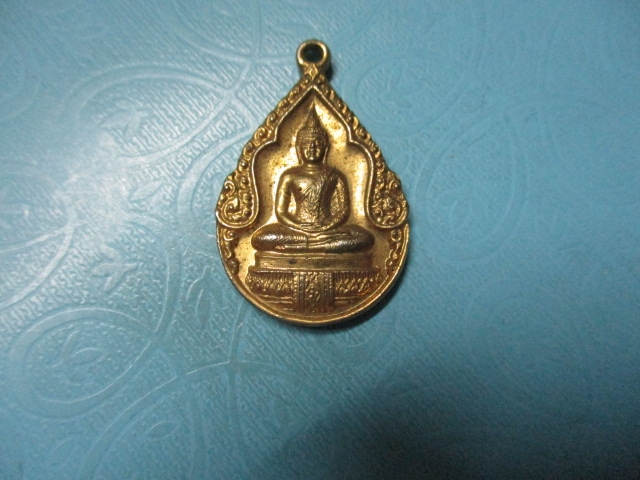 พระแก้วมรกตหลังร.1วัดประชุมราษฎร์กาไหล่ทอง