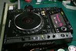 CDJ-2000