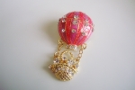 เข็มกลัดติดเสื้อบอลลูน เคลือบ enamel สีหวาน ประดับด้วยคริสตัลเปล่งประกาย