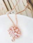 สร้อยคอทองสีชมพู พิ้งโกล์ว 18k Pink Gold Plated ประดับจี้ห้อยคอเพชร CZ ดีไซน์สวยหรู