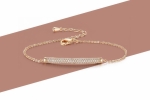 สร้อยข้อมือทองพิ้งโกล์ว 18K Pink Gold Plated ตกแต่งด้วยเพชร CZ ดีไซน์หรู เปล่งประกาย