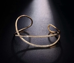 กำไลข้อมือทอง 18k Gold Plated ประดับเพชร CZ เปล่งประกาย