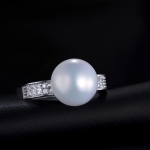 แหวน 18k Platinum Plated ประดับเพชร CZ และหัวแหวนทุกสังเคราะห์