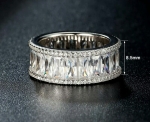 แหวนทองคำขาว 18k white gold plated ประดับเพชร CZ รอบวง