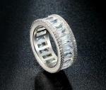 แหวนทองคำขาว 18k white gold plated ประดับเพชร CZ รอบวง